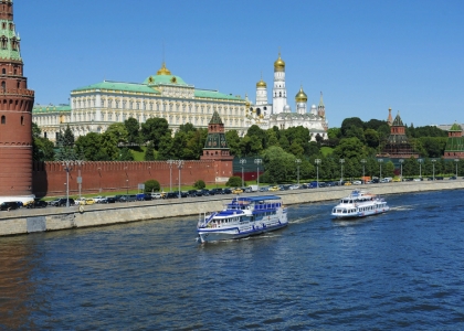 Центральный прогулочный маршрут Москвы на теплоходах-ресторанах от трех причалов