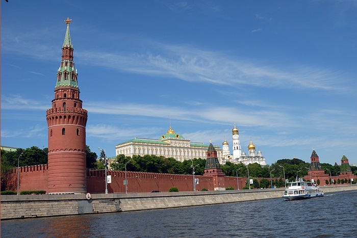 Экскурсия на теплоходе по достопримечательностям Москвы с гидом на борту - вид 10