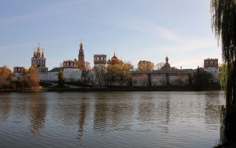 Новодевичий монастырь - вид 4
