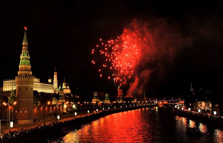 Новый год 2021 на теплоходе-ресторане «РИВЬЕРА» с развлекательной программой и просмотром салюта у Москва-Сити - вид 14