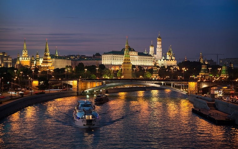 Новый год 2021 на теплоходе-ресторане «РИВЬЕРА» с развлекательной программой и просмотром салюта у Москва-Сити - вид 11